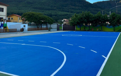 O Concello de Oia renova a pista deportiva do CEIP Mestre Manuel García